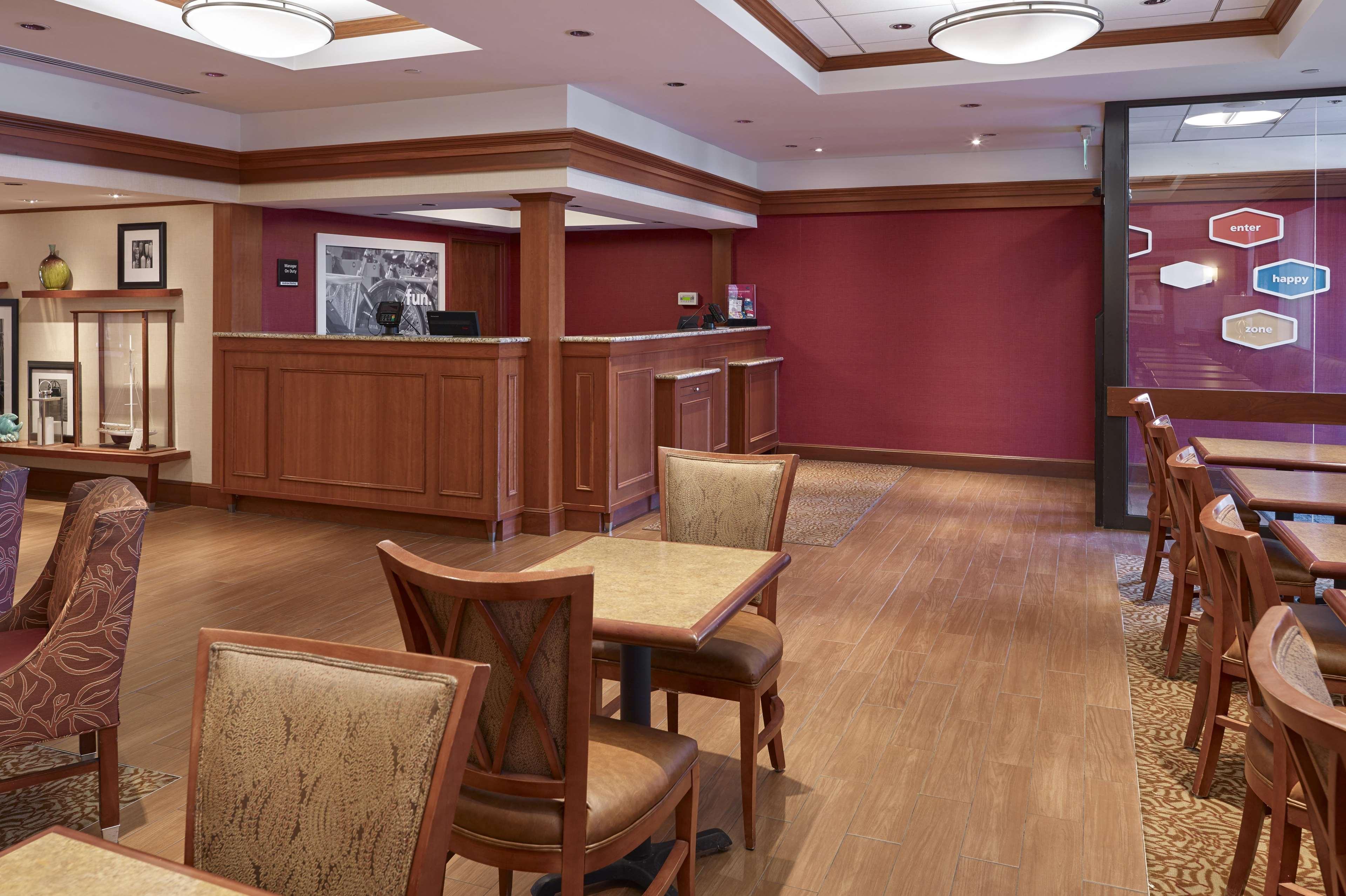 סאות' פורטלנד Hampton Inn Portland-Airport מראה חיצוני תמונה